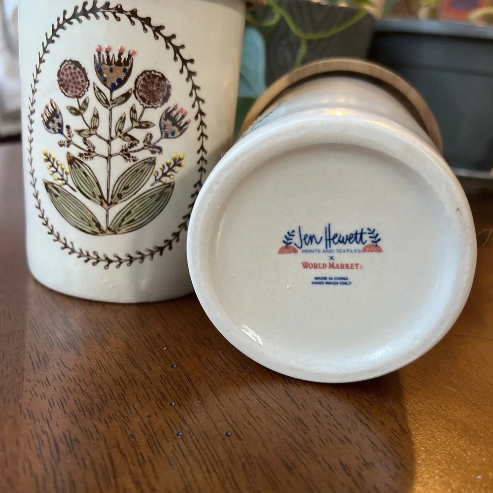 Jan Hewitt Two Vases/canisters With Wood Lids That Seal 5